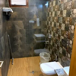 *** Hotel Greens India